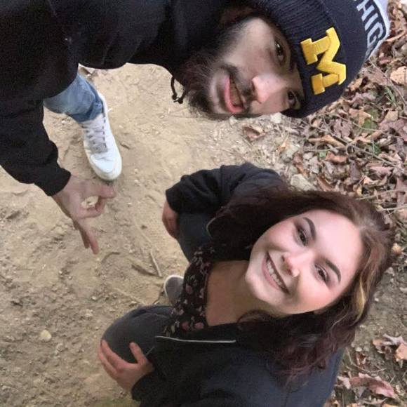 Profile Picture of Aaron Ross (@aaronross558627) on Poshmark