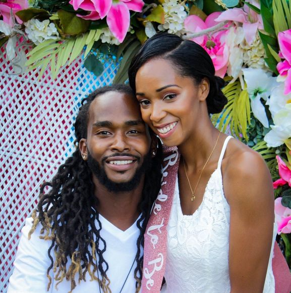 Profile Picture of Kia Scott (@kiascott364) on Poshmark