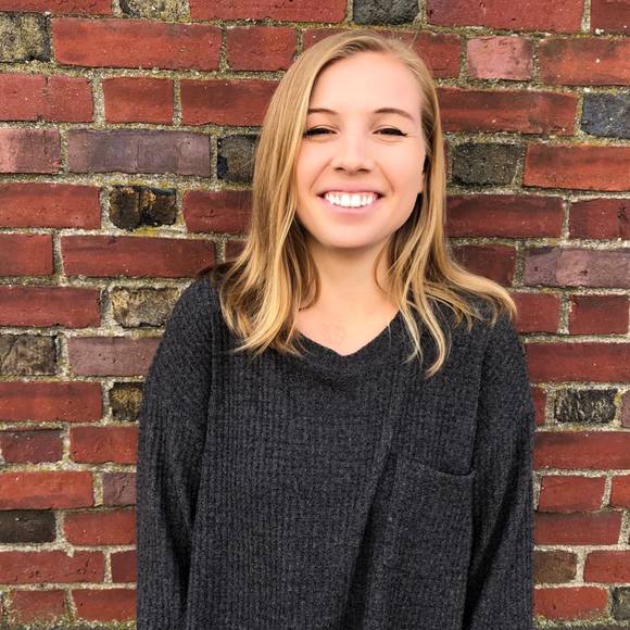 Profile Picture of Heather Chesler (@hchesler54) on Poshmark