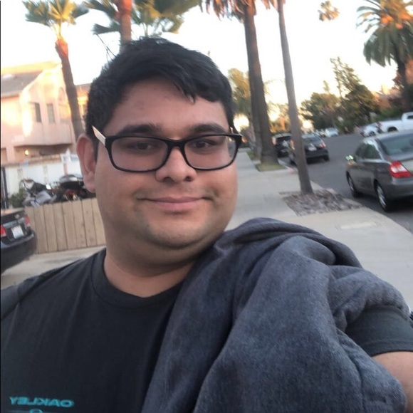 Profile Picture of Mario Ortiz (@ortizmario9876) on Poshmark