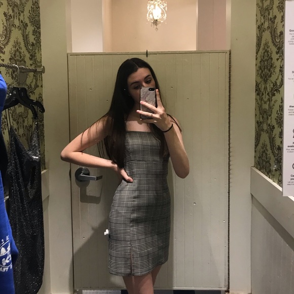 Profile Picture of Olivia Lafferty (@livlaff) on Poshmark