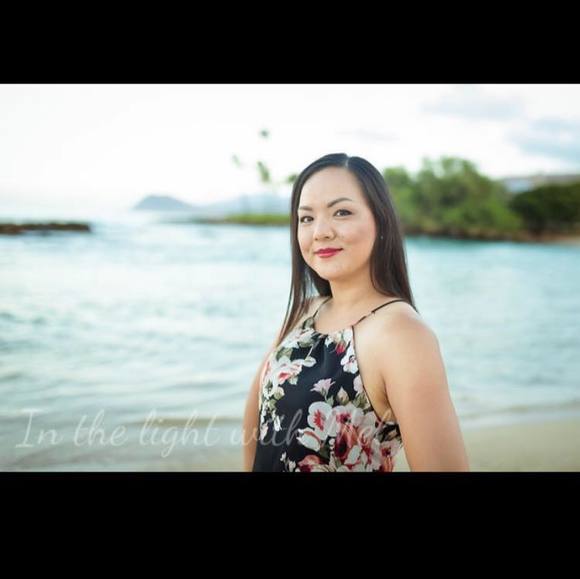 Profile Picture of Eevoy Saesee (@eevoy1) on Poshmark