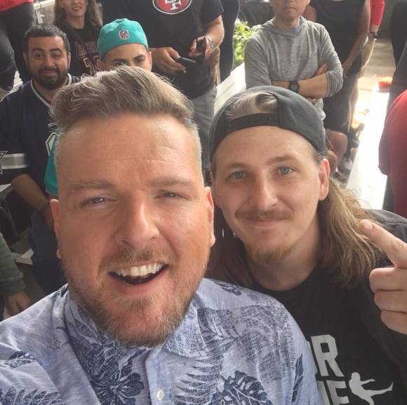 Profile Picture of Josh Simpson (@simp853) on Poshmark