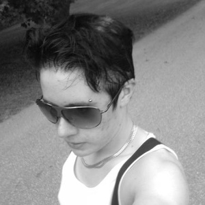 Profile Picture of Crille XX (@crillexx) on Myspace