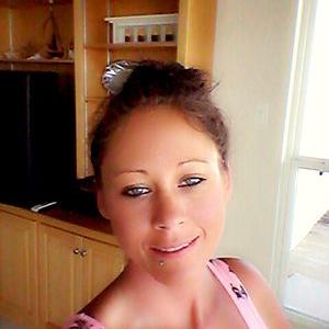 Profile Picture of Renee Furlow (@JessicaRenee318) on Twitter