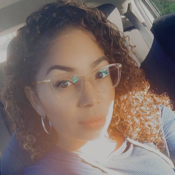 Profile Picture of Ismenia Rivera (@ismenia84) on Poshmark