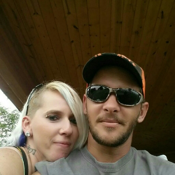 Profile Picture of Jason Troy (@smallsskills) on Poshmark