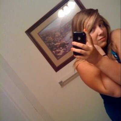 Profile Picture of Jessica Stennett (@jessistennett) on Twitter
