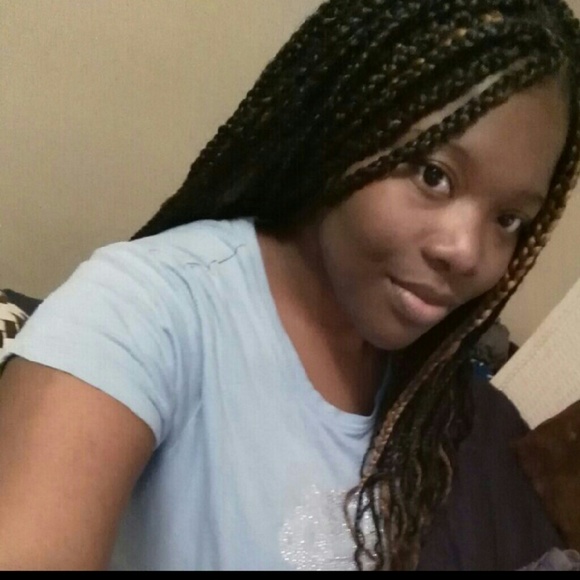 Profile Picture of Ladaysha Davis (@ladaysha13) on Poshmark