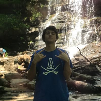 Profile Picture of Tyler Hoppe (@TylerHoppe4) on Twitter