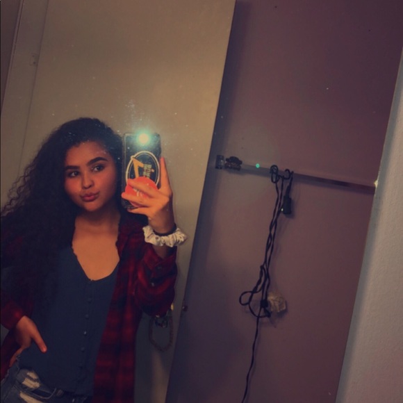 Profile Picture of Ivana Roybal (@ivana2k03) on Poshmark