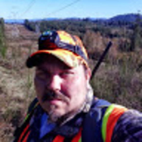 Profile Picture of Joseph Pabst (@pabst690) on Poshmark