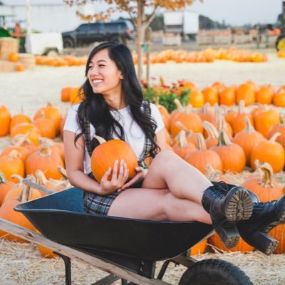 Profile Picture of Vivian Nguyen (@ViviNguy3ner) on Twitter