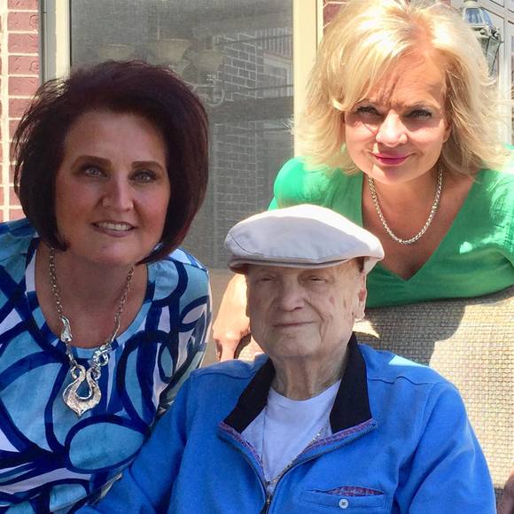 Profile Picture of Christine Celovsky (@ccelov) on Poshmark