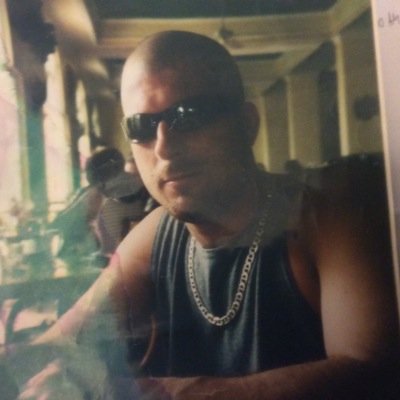 Profile Picture of Robert Van Pelt Jr (@vanrocs) on Twitter