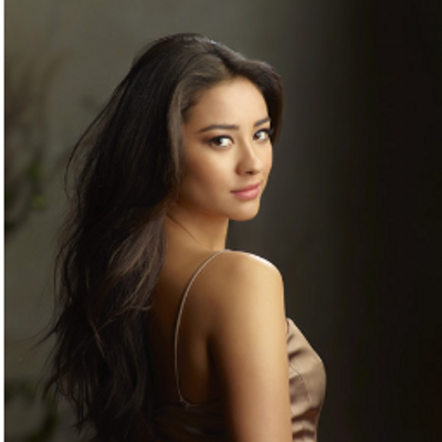 Profile Picture of Shay (@julia_karol2012) on Twitter