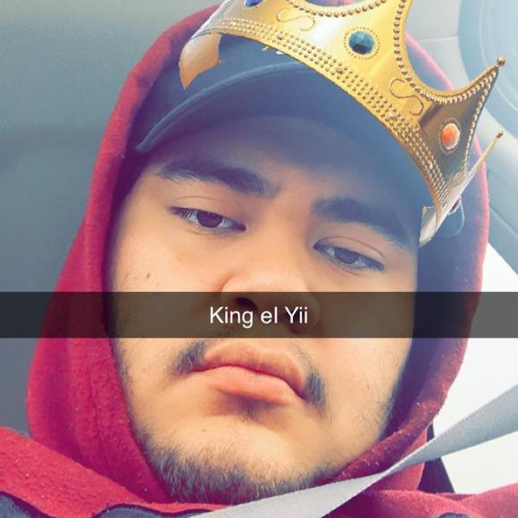 Profile Picture of Joel Valle (@vallej58) on Poshmark