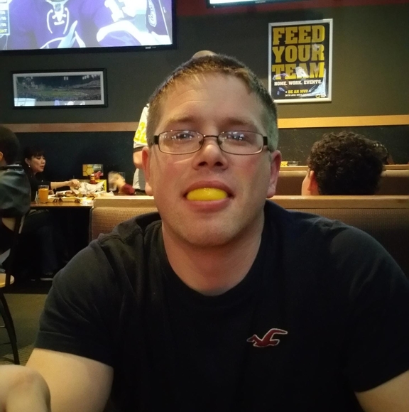 Profile Picture of Ron Franklin jr. (@mronluc) on Poshmark