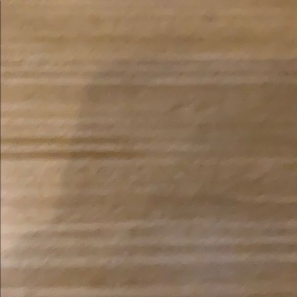 Profile Picture of Allen Cordero (@allencordero) on Poshmark