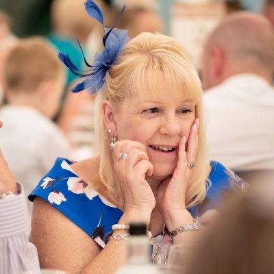 Profile Picture of Sue Howes (@SueHowes16) on Twitter