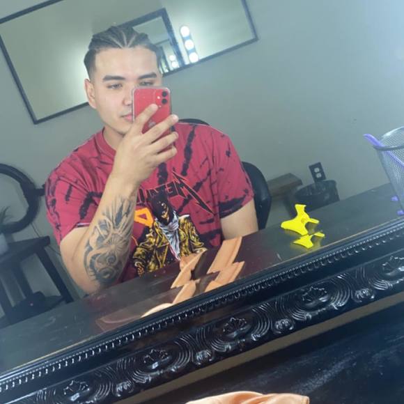 Profile Picture of Juan Barrera (@juan1234567890) on Poshmark