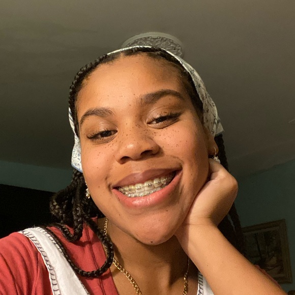 Profile Picture of Kameron Mitchell (@kmitchell130) on Poshmark
