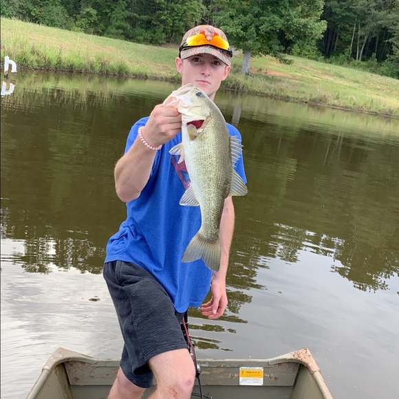 Profile Picture of Dakota Haskins (@dkhaskins11) on Poshmark