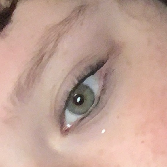 Profile Picture of Simone Lantier (@simone_lantier) on Poshmark