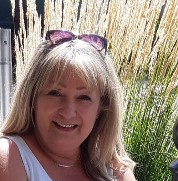 Profile Picture of Guylaine Couture (@guylainecouture) on Poshmark