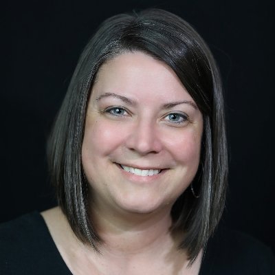 Profile Picture of Tara (@TaraClaycamp) on Twitter