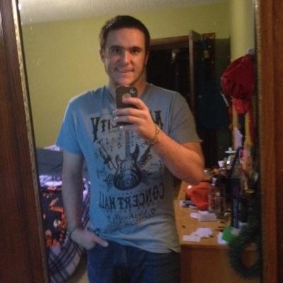 Profile Picture of Chad Renfroe (@Renfrezzey45) on Twitter