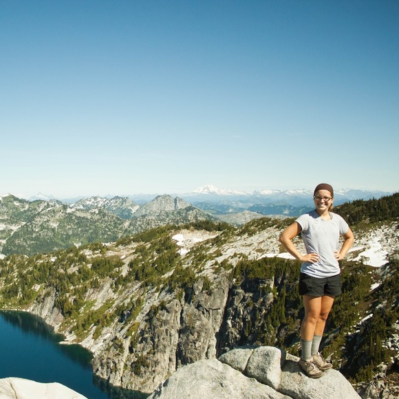 Profile Picture of Karah Haskins (@karah411) on Poshmark