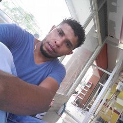 Profile Picture of Robert Weir (@robert.weir6) on Tiktok