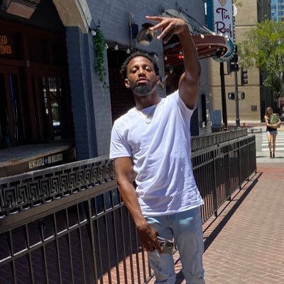 Profile Picture of Lil GREAZY 819 (@TheyCallMeLil) on Twitter