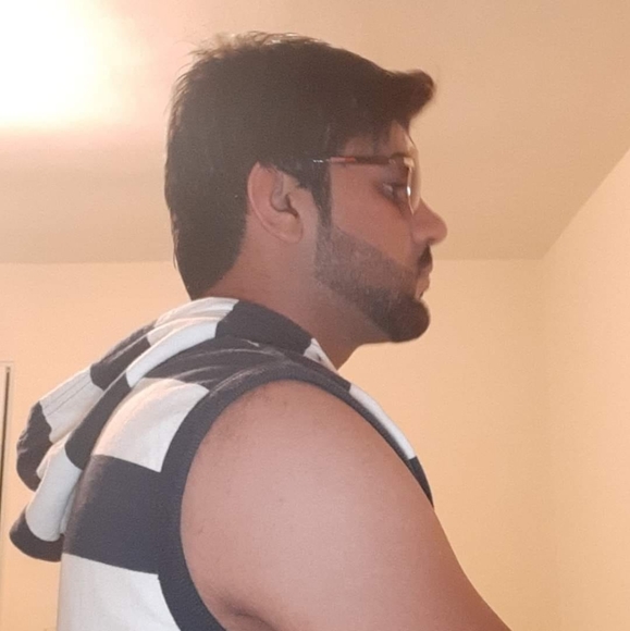 Profile Picture of Sami Ullah (@sullah) on Poshmark