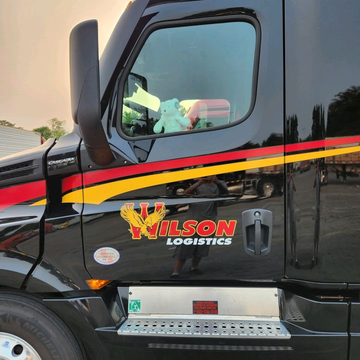 Sean Hobbs - Tiktok Profile Picture of Sean Hobbs (@blue.collar.hauler) on Tiktok