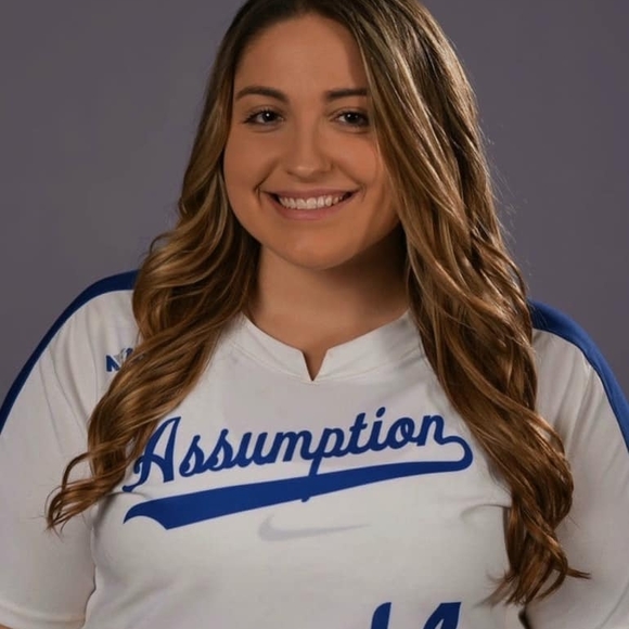 Profile Picture of Kali Scirocco (@kscirocco2) on Poshmark