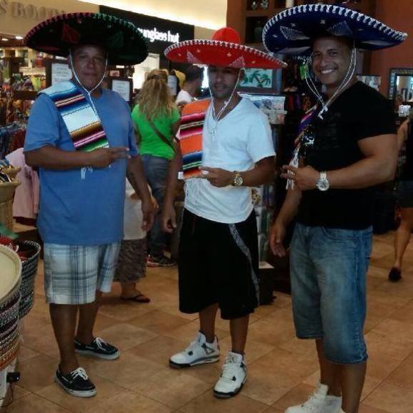 Profile Picture of Wilfredo Arce (@wilfredoarce51) on Poshmark
