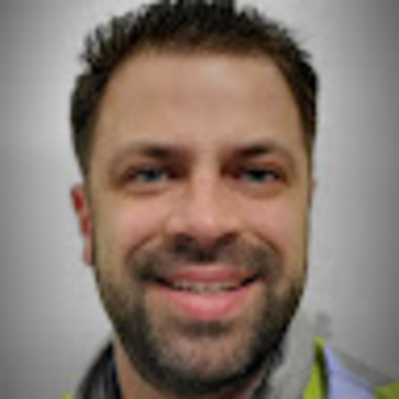 Profile Picture of Steven Rousselo (@xeroxed44) on Poshmark