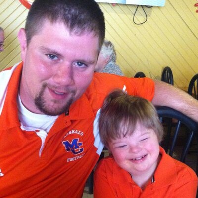 Profile Picture of Cody Sipes (@c_sipes65) on Twitter