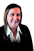 Profile Picture of Moana Mackeyon Wikipedia