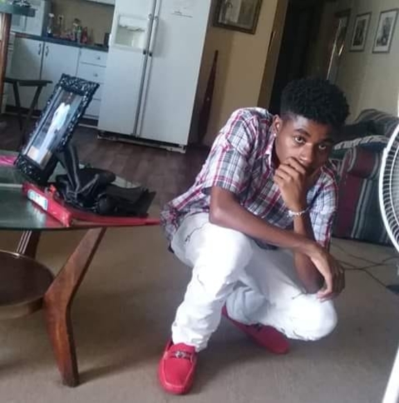Profile Picture of Jarvis Robertson (@jarvisrobertson) on Poshmark