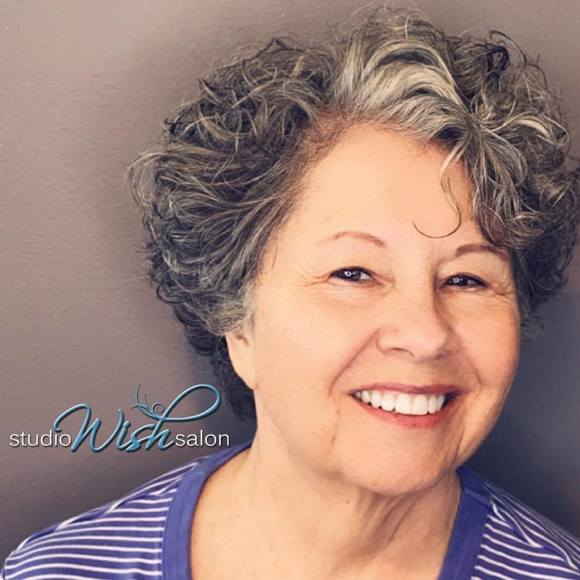 Profile Picture of Carol Carlton (@ccarlton70) on Poshmark