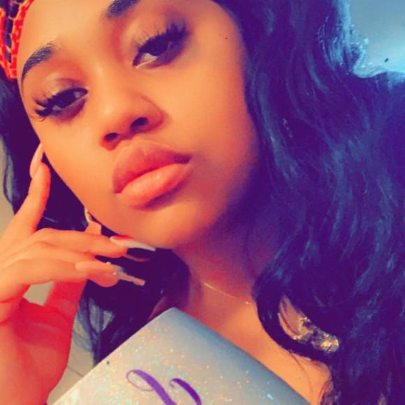 Profile Picture of Shenece Shenelle (@sheneceshenelle) on Poshmark