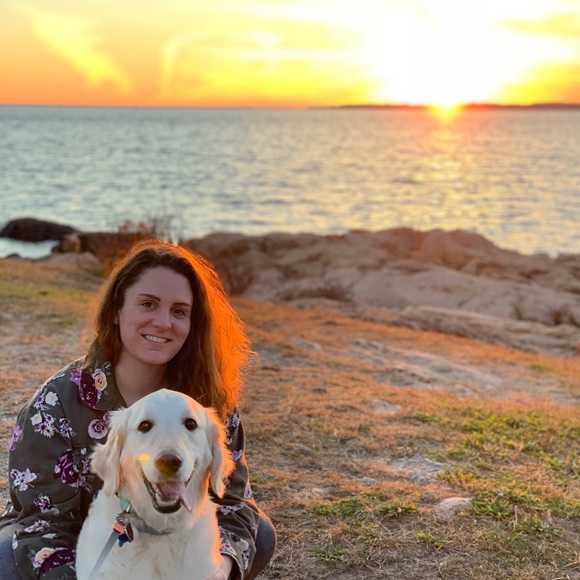 Profile Picture of Michaela Clague (@mclague) on Poshmark