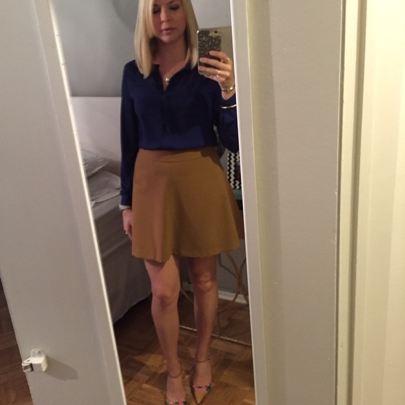 Profile Picture of Ingrid Rentschler (@ings87) on Poshmark