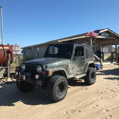 Profile Picture of Josh Hampson (@ThatJeepGuyJosh) on Twitter