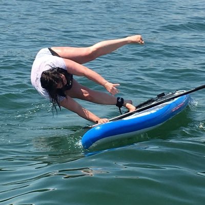 Profile Picture of Kate (@k8andrews) on Twitter