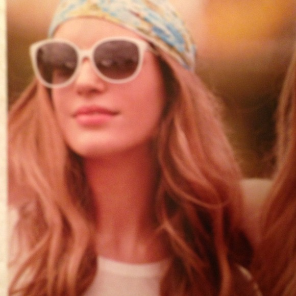 Stacey Wainscott - Poshmark Profile Picture of Stacey Wainscott (@mrswainscott) on Poshmark