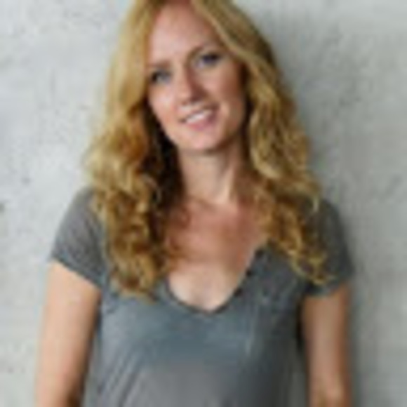 Profile Picture of Lisa Lowe (@misaloo22) on Poshmark